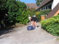 Momo récupère son sac