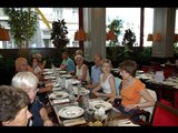 il n'y a que nous au resto