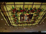 le décor du plafond, fallait lever la tête